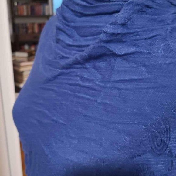 Blue Scraf - Picture 4 of 12